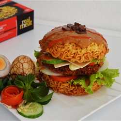 Indomie Burger Crispy Bumbu Pecel  